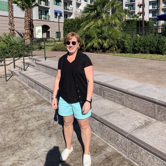 Meet your Posher, Gwenn - Picture 2 of 2